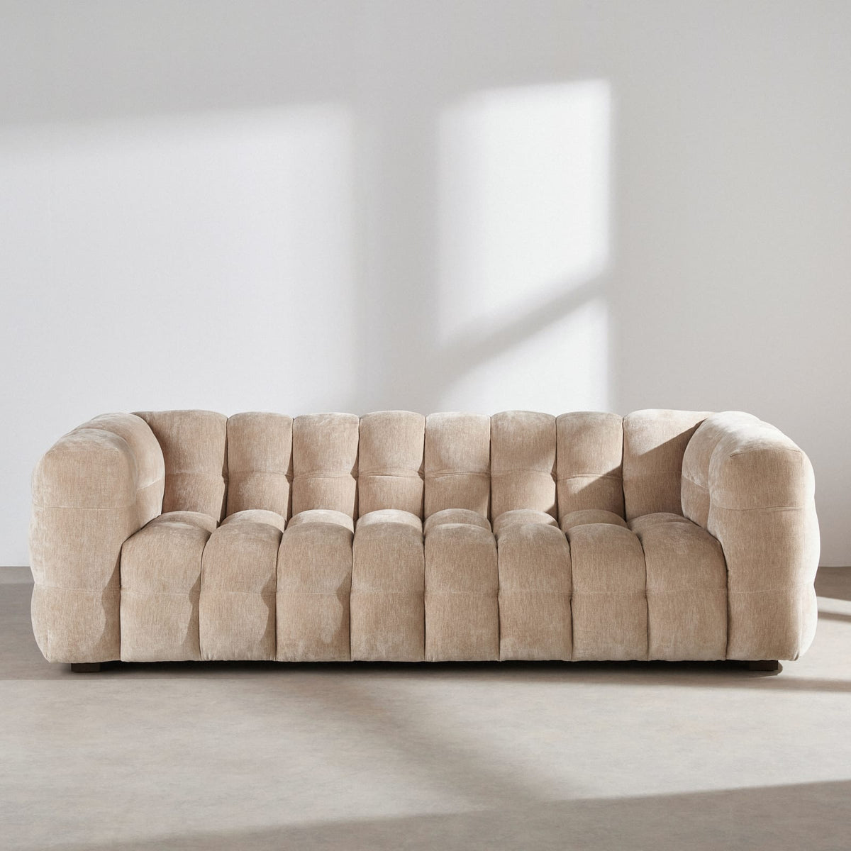 Canapé nuage 3/4 places en velours beige latte effet usé - LILO