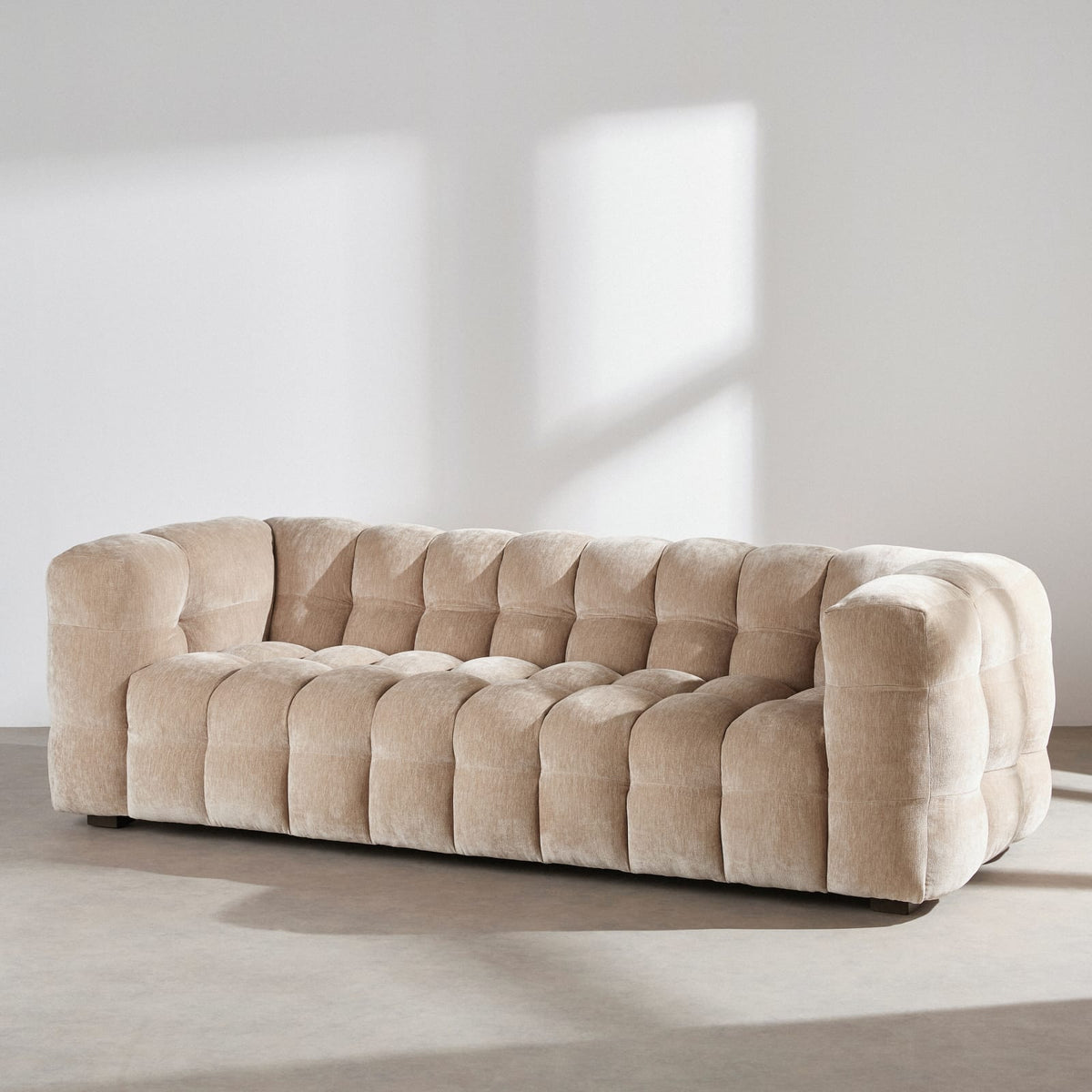 Canapé nuage 3/4 places en velours beige latte effet usé - LILO