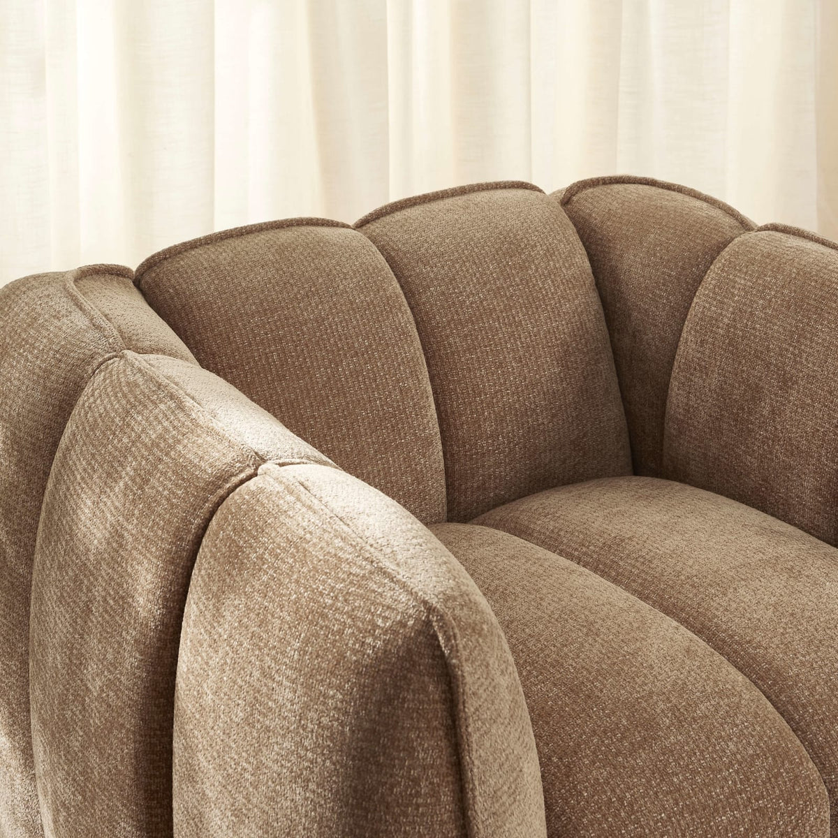 Fauteuil nuage en tissu chenille marron - MATILDA