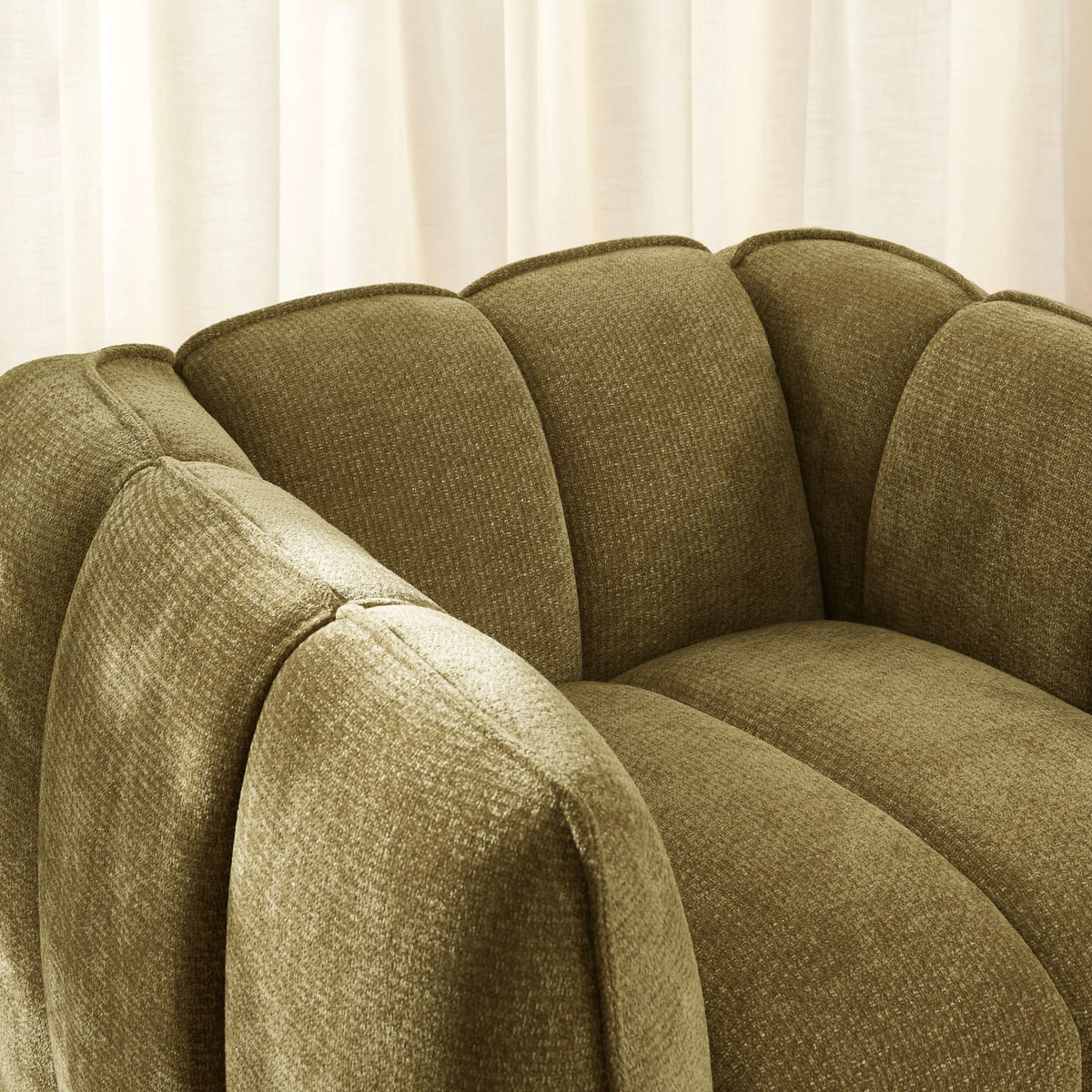 Fauteuil nuage en tissu chenille vert - MATILDA